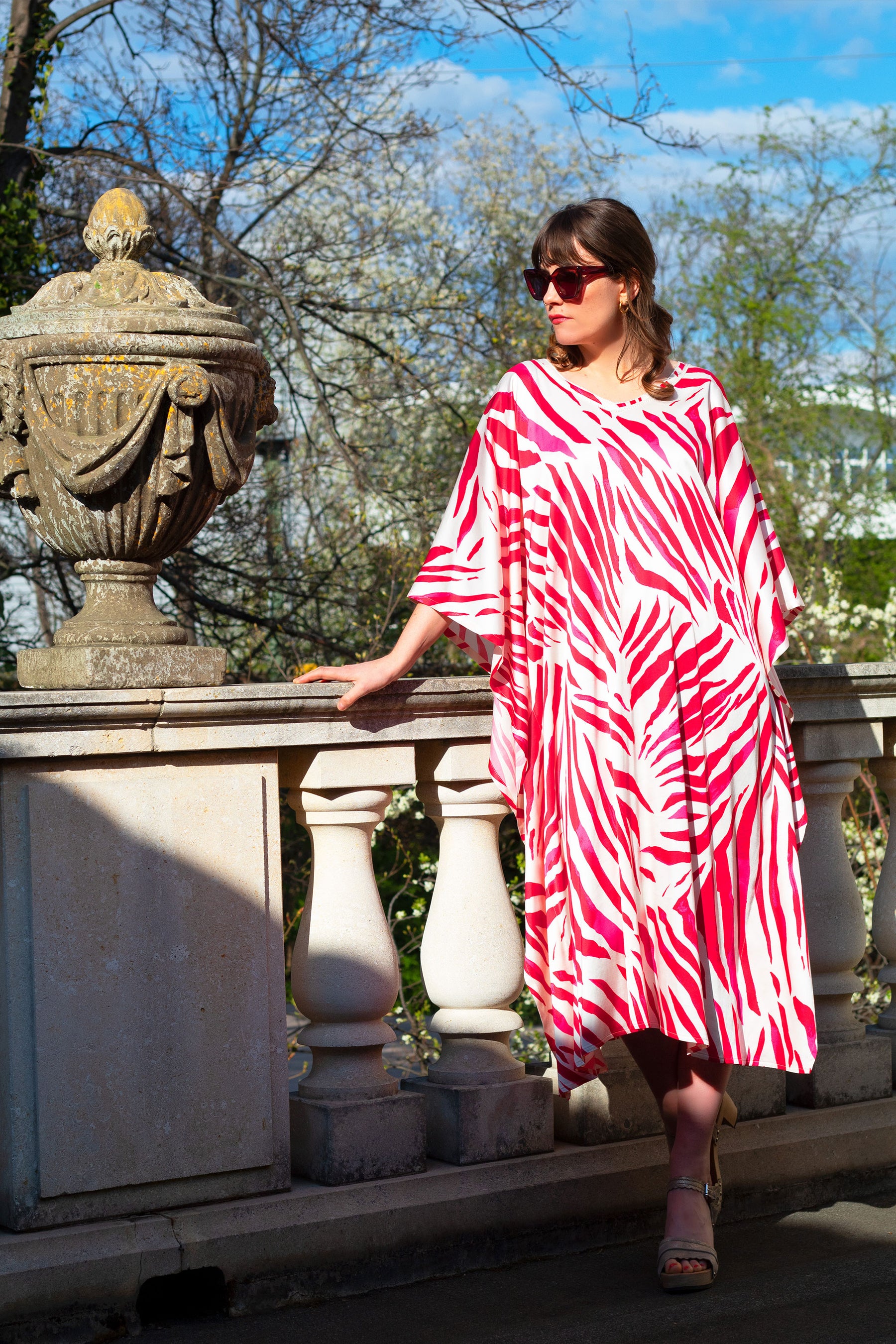 Hauskleid Rot-Weiß